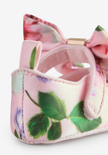 Детская обувь