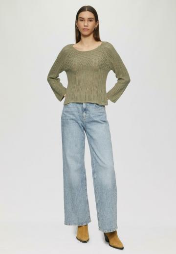 Пуловер с рукавом три четверти