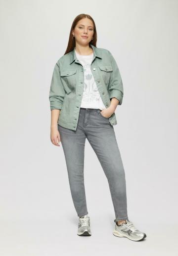 Джинсовая куртка