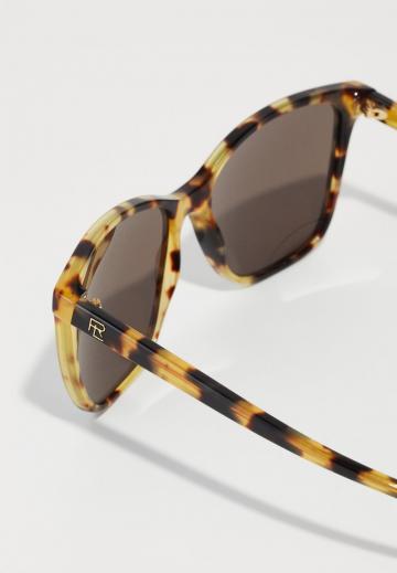 Солнечные очки