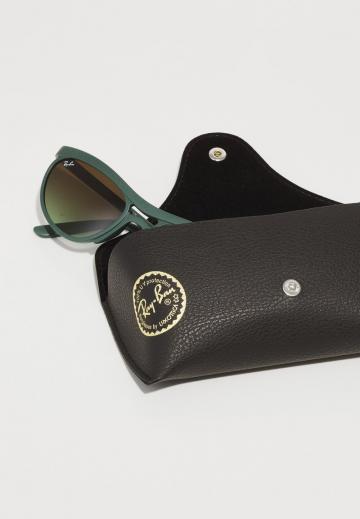 Солнечные очки