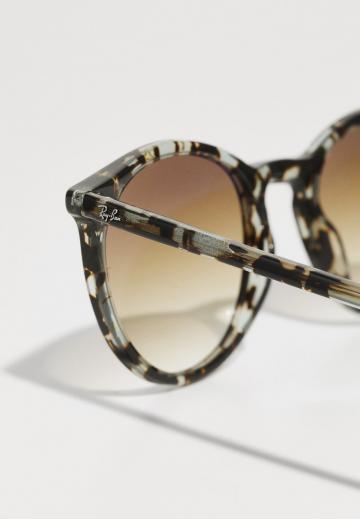 Солнечные очки