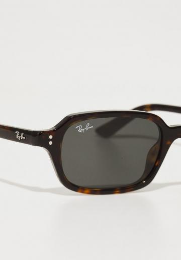 Солнечные очки