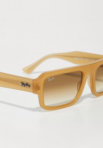 Солнечные очки