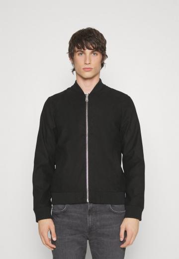 Куртка бомбер