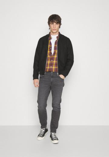 Куртка бомбер