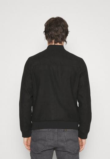 Куртка бомбер