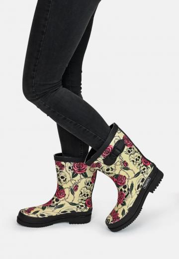 Резиновые сапоги