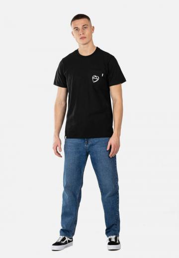 Прямые джинсы