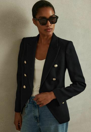 Блейзер с накладными карманами