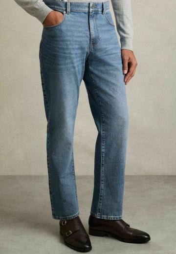 Прямые джинсы