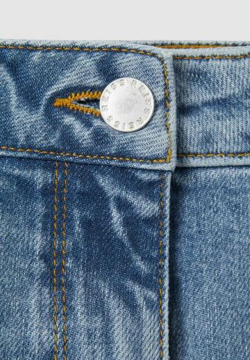 Прямые джинсы