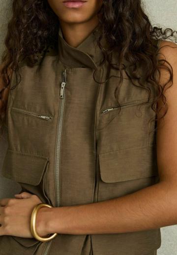 Блейзер с накладными карманами