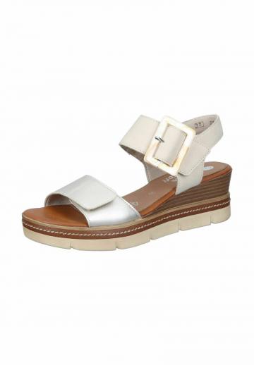 Босоножки на танкетке