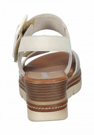 Босоножки на танкетке