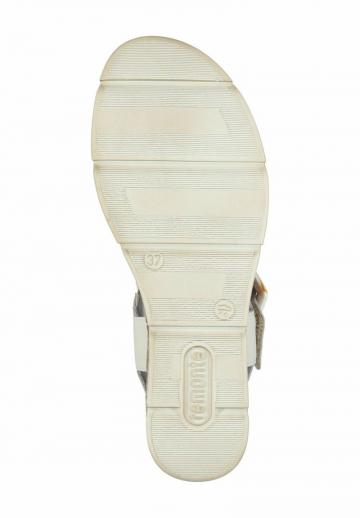 Босоножки на танкетке