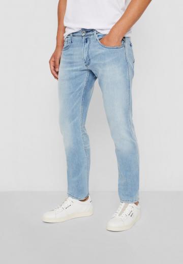 Узкие джинсы