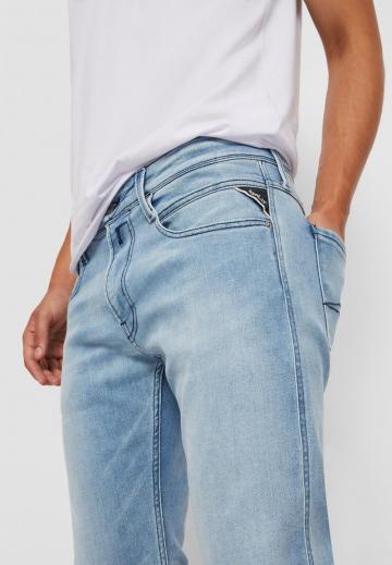 Узкие джинсы