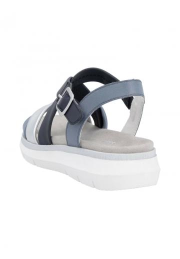 Босоножки на танкетке