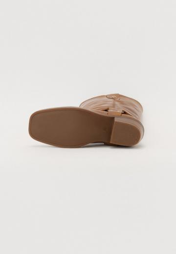 Ковбойские сапоги