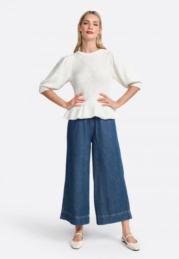 Короткие джинсы