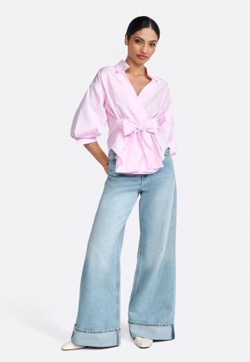 Клешеные джинсы