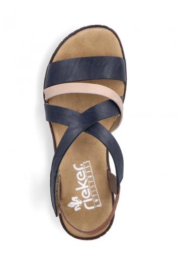 Босоножки на танкетке