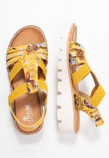 Босоножки на платформе