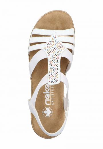 Босоножки на танкетке