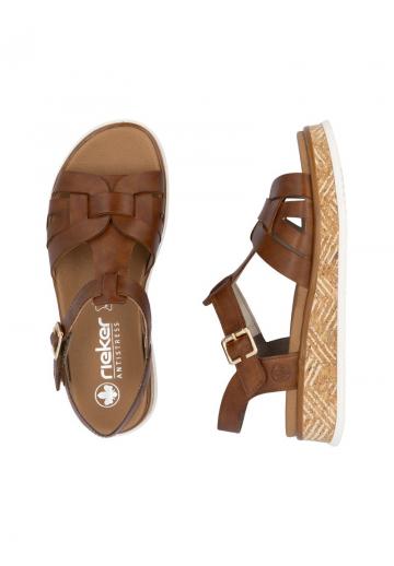 Босоножки на танкетке