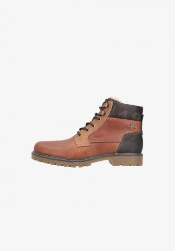 Зимние ботинки