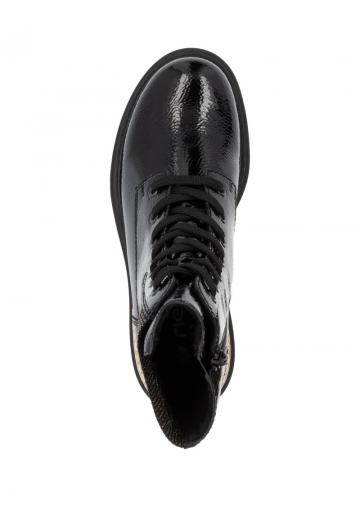 Ботинки на шнуровке