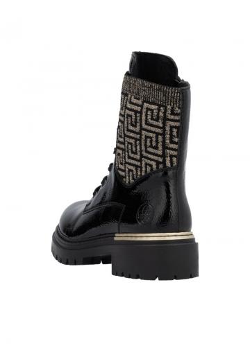 Ботинки на шнуровке