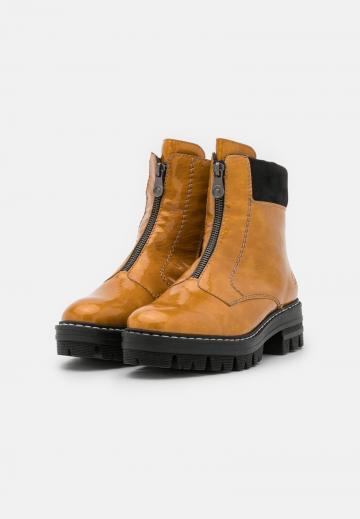 Полусапожки на платформе