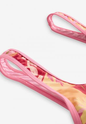 Слитный купальник