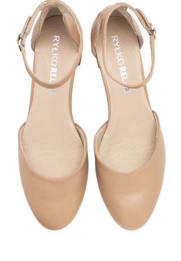 Туфли с ремешком