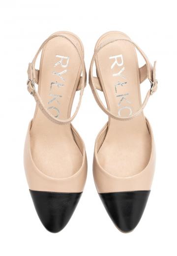 Туфли с ремешком