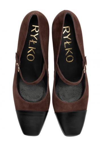 Туфли с ремешком