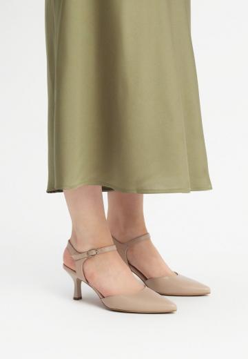 Туфли с ремешком