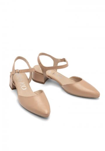 Туфли с ремешком