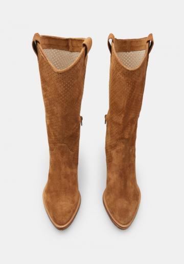 Полусапожки на высоком каблуке