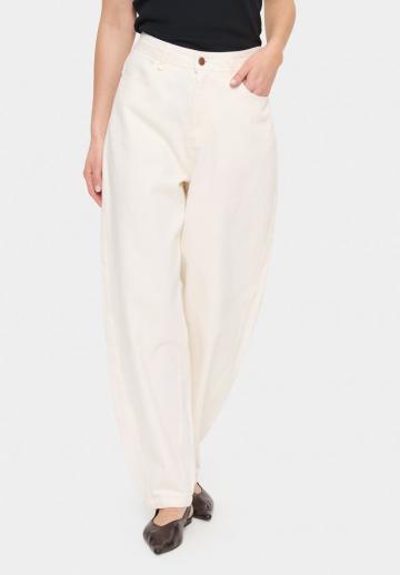 Свободные джинсы