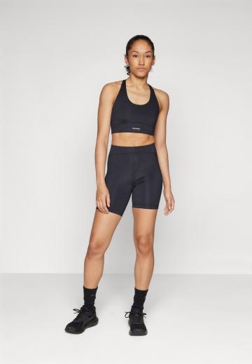 Спортивный бюстгальтер