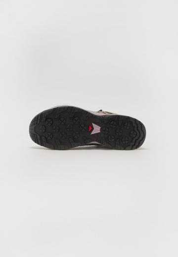 Походная обувь