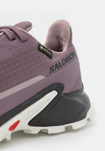 Беговые кроссовки