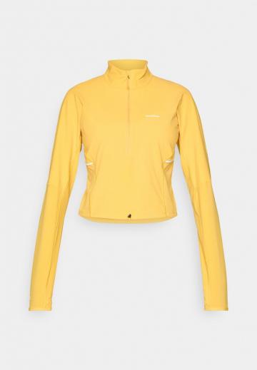 Спортивная майка