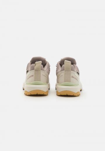 Походная обувь