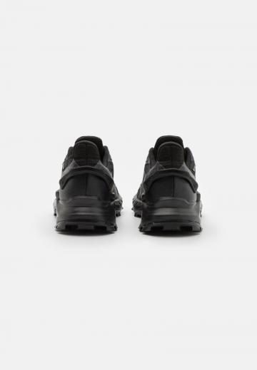 Беговые кроссовки