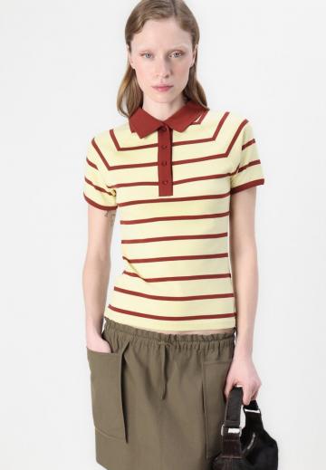 Юбка с накладными карманами