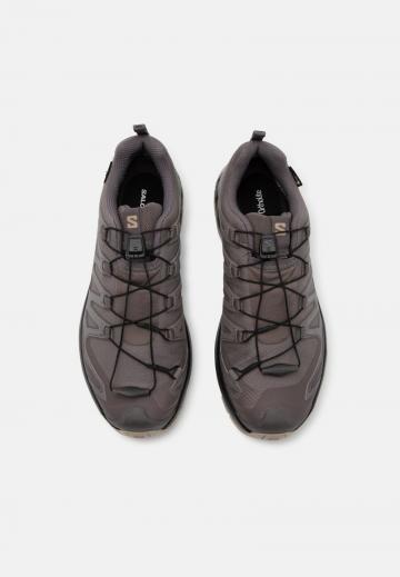 Беговые кроссовки